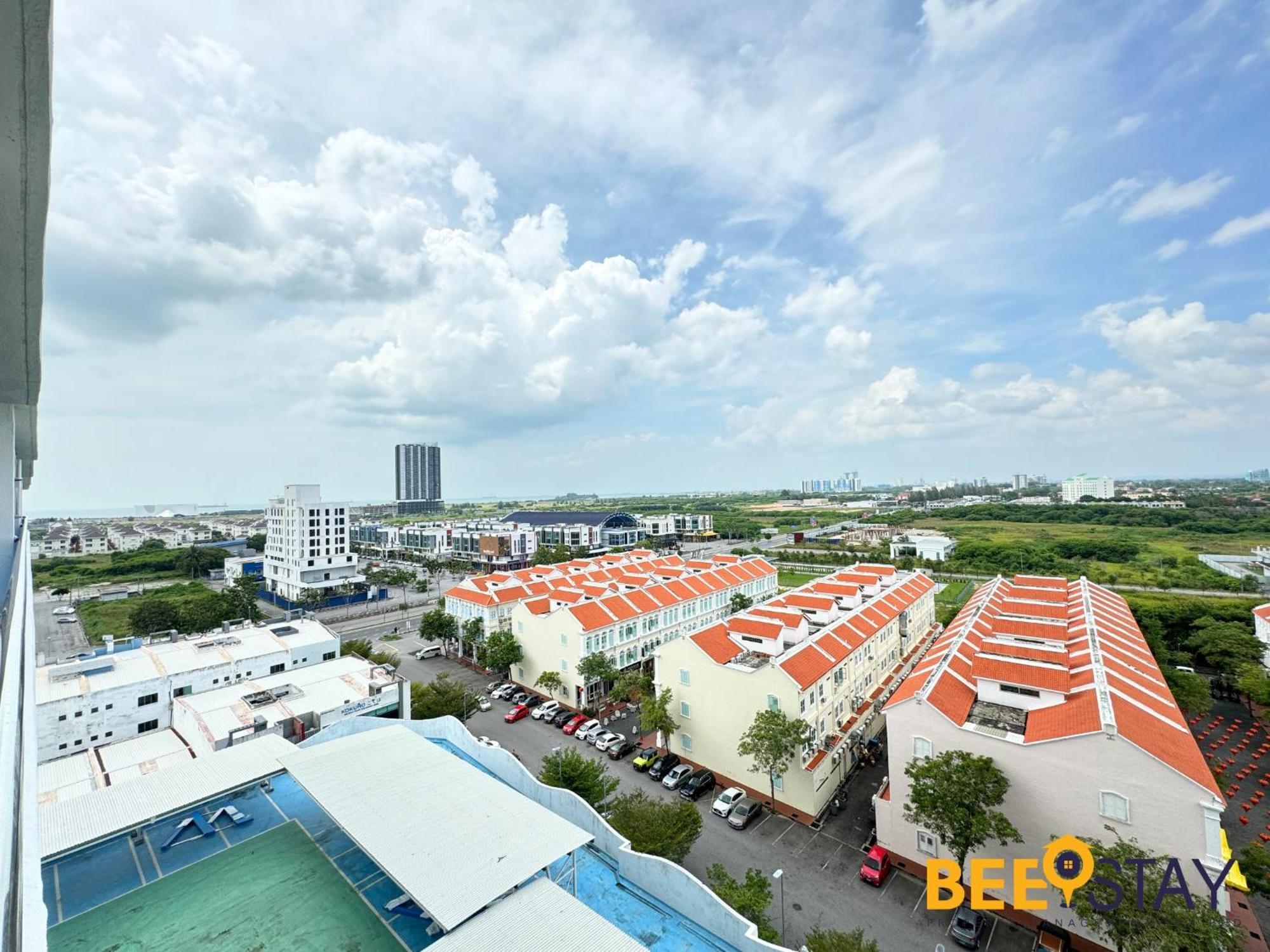 The Wave Suites Melaka By Beestay Exterior photo